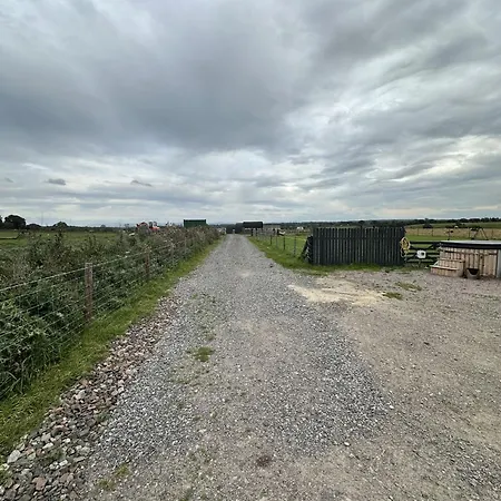 Unit 0 - Fully Serviced Weather Pitch With Hot Tub * Great Orton