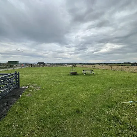 Unit 0 - Fully Serviced Weather Pitch With Hot Tub Дом отдыха